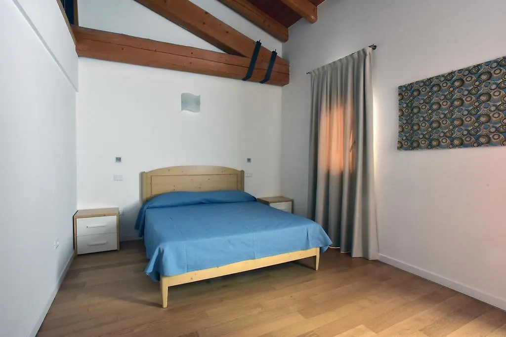Tenuta Monterosso Feriole 2*,